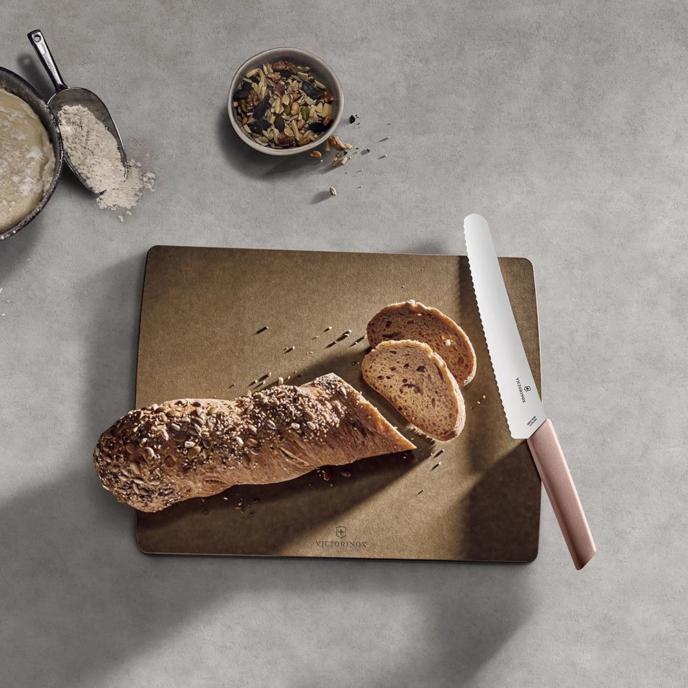Victorinox Swiss Modern Colour 22cm Bread & Pastry Knife - Apricot (6907622W5B) 5 Victorinox Swiss Modern Colour 22cm Bread & Pastry Knife - Apricot (6907622W5B) - Image 3