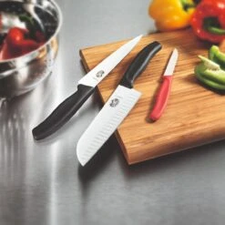 Victorinox Swiss Classic 15cm Chefs Knife Black (6800315B) -SharpCraft Store cut 6 8523 17 b1 1 chef ls3