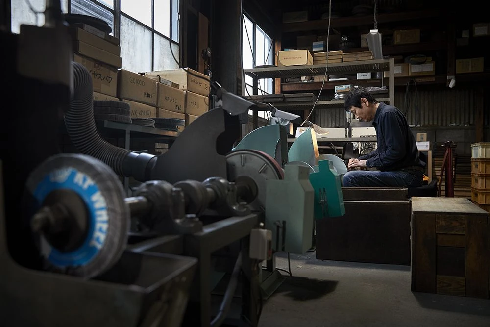 Minamoto Kotetsu 21cm Chef Knife By Yasuda Hamono (M102) 19 Minamoto Kotetsu 21cm Chef Knife By Yasuda Hamono (M102) - Image 17